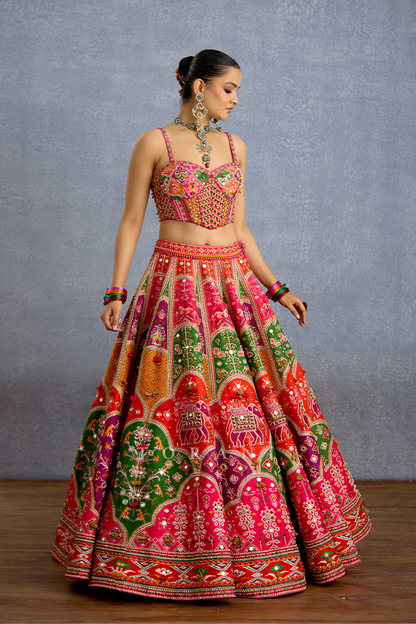 Rangili Dhruvi Drashti Lehenga Set
