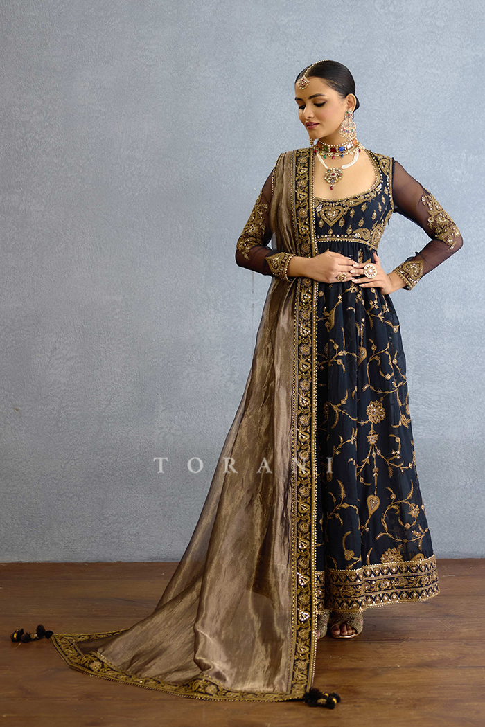 Bhadra Kyda Anarkali Set