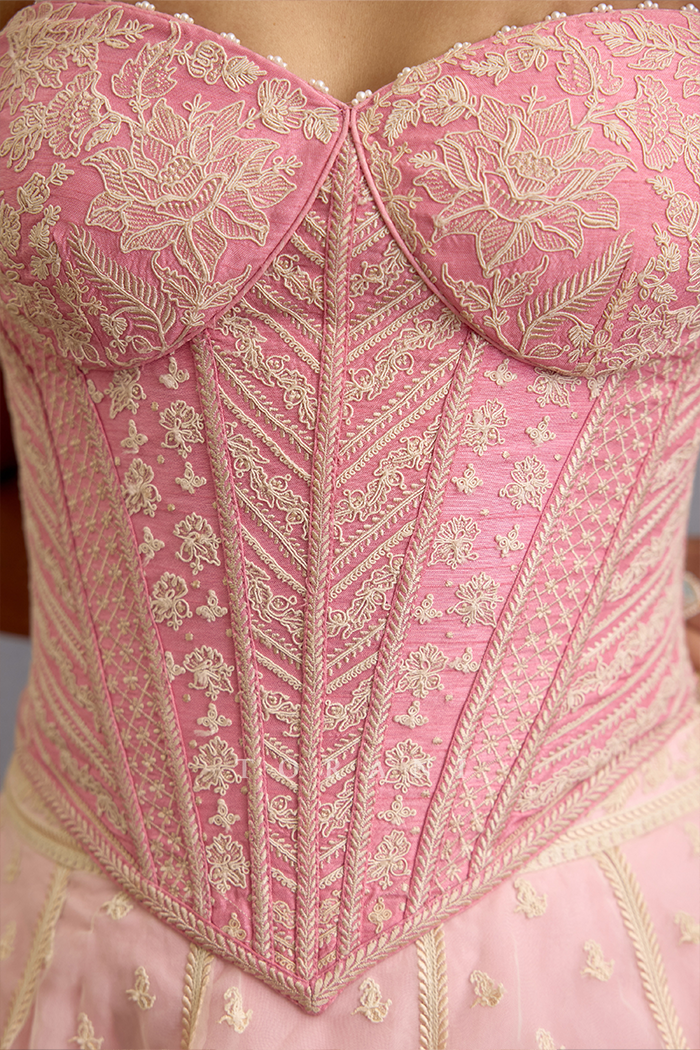 Gulaban Ayra Lehenga Set