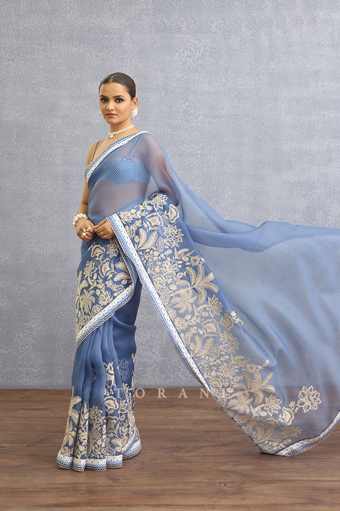 Neeli Kali Amogha Saree