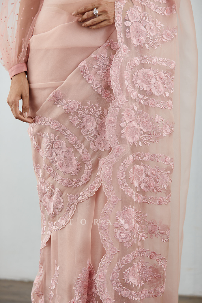 Gulbahar Oshma Saree