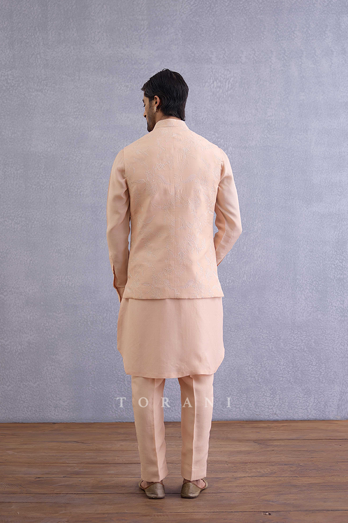 Gul-Mohar Ishaan Bandi