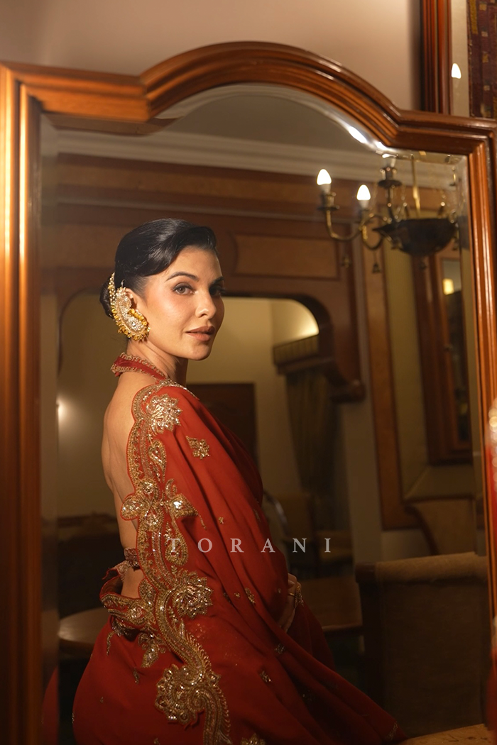 Jacqueline Fernandez In Our Shamse Parthi Saree Set