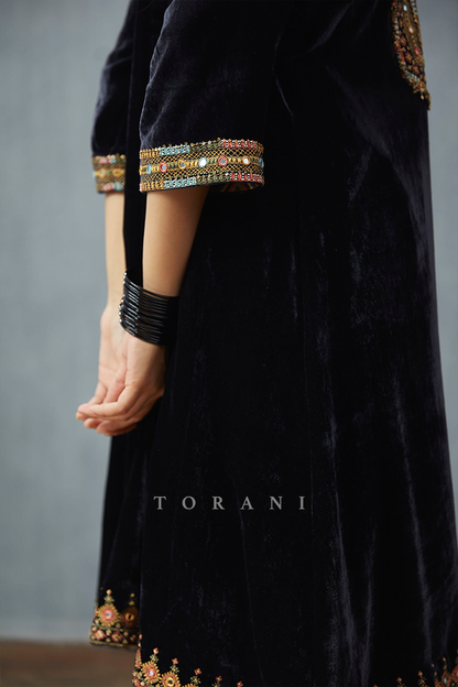 hand embroidered Silk velvet kurta set