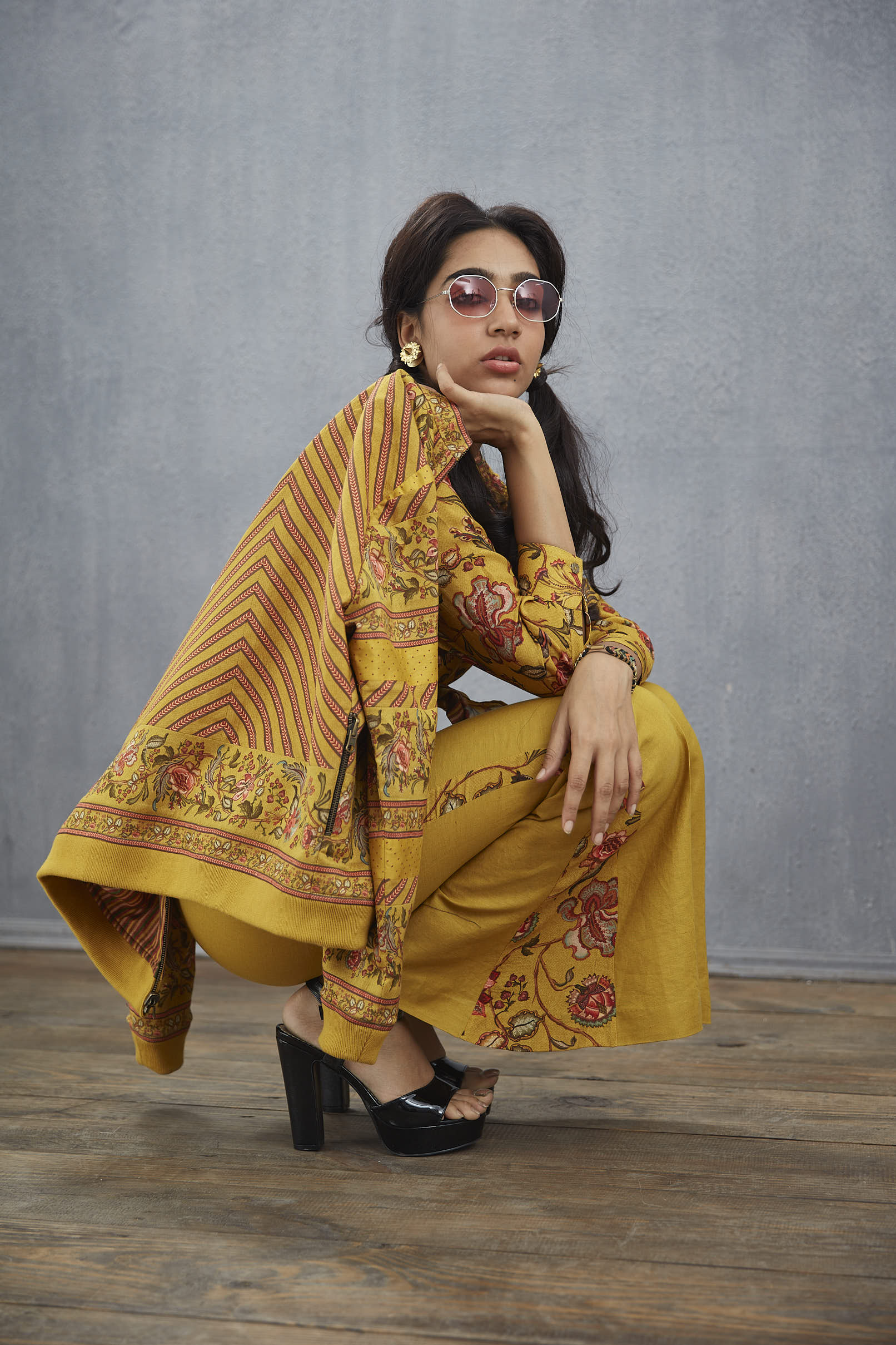 Sunehra Neetu Bomber Jacket