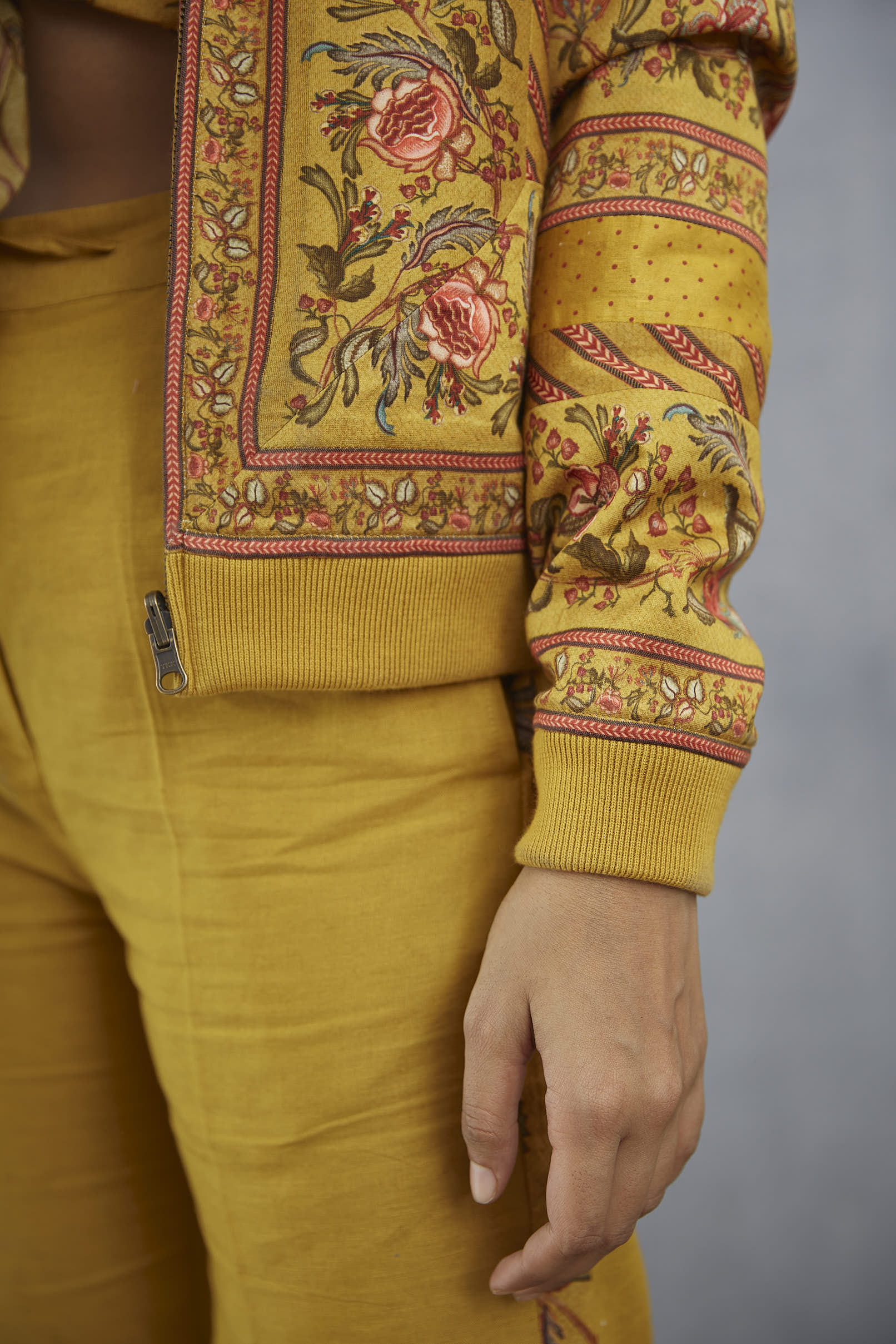 Sunehra Neetu Bomber Jacket