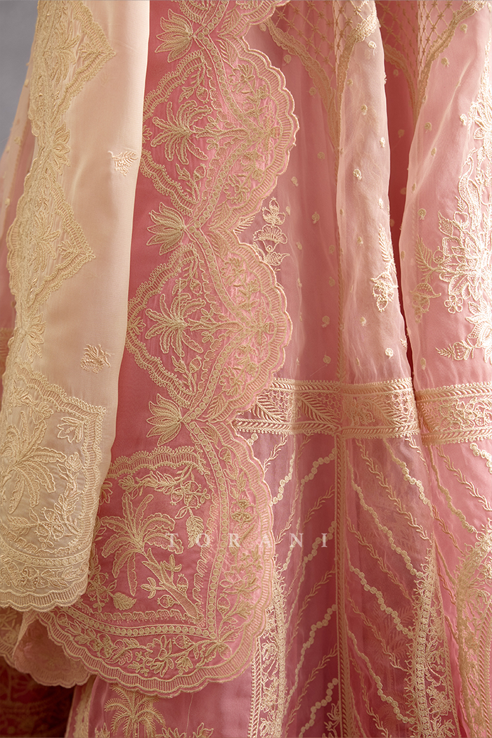 Gulaban Ayra Lehenga Set