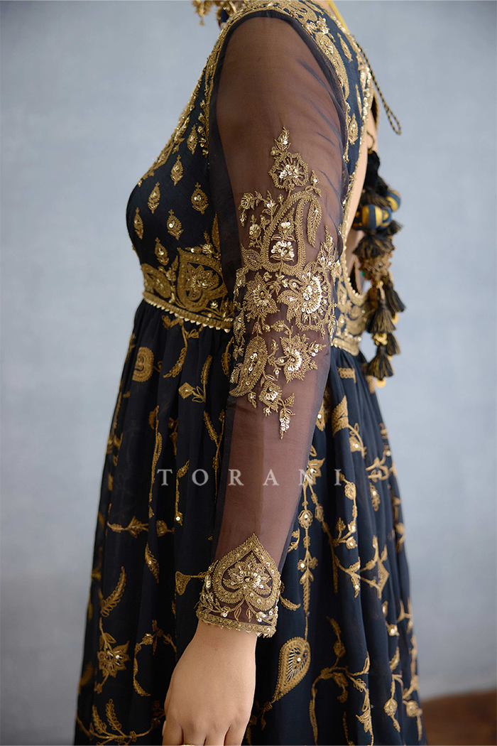 Bhadra Kyda Anarkali Set