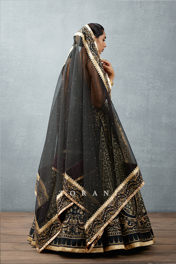 Gulghast Hayat Lehenga Set