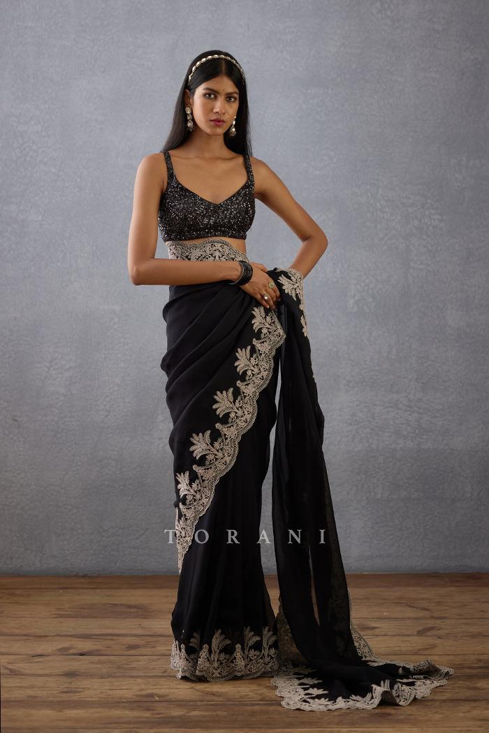 Raat Rani Afrah Saree