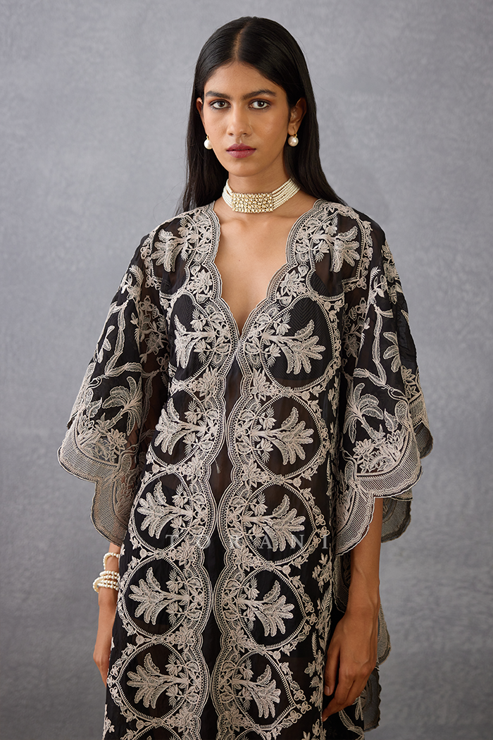 Raat Rani Aqsa Kaftan Set