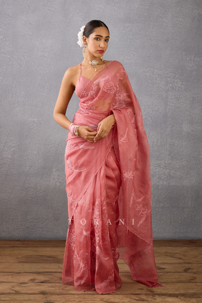 Gulabi Pankhuri Saree