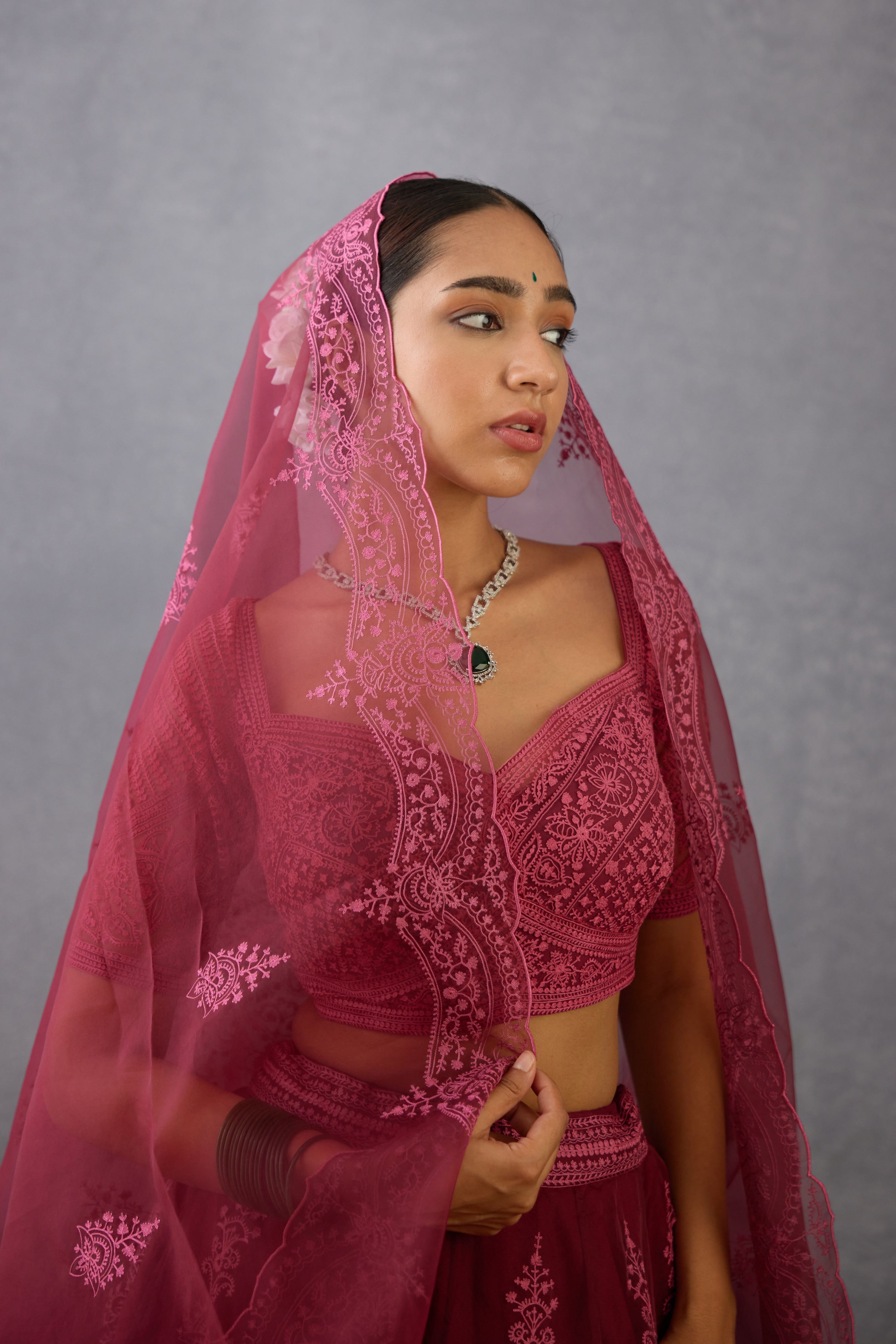 Gulkand Meher Passa Odhni