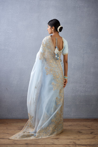 Gul-Nilofer Yashoda Saree