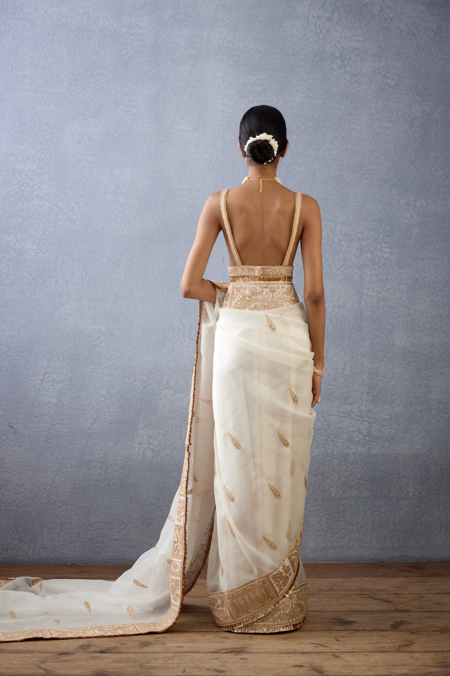 Gul-Bano Amruta Saree