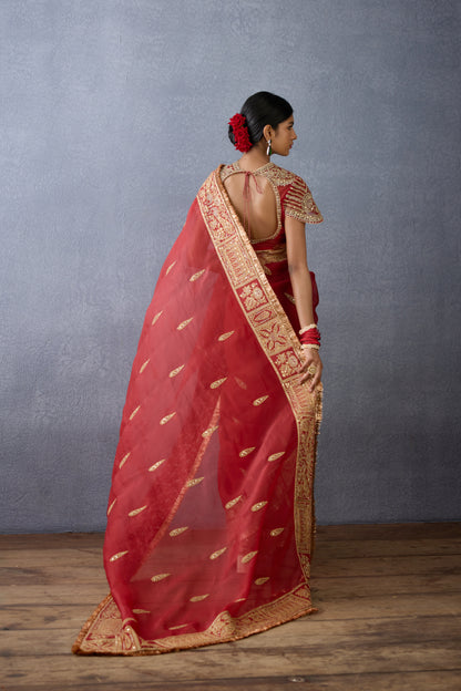 Sindoori Amruta Saree