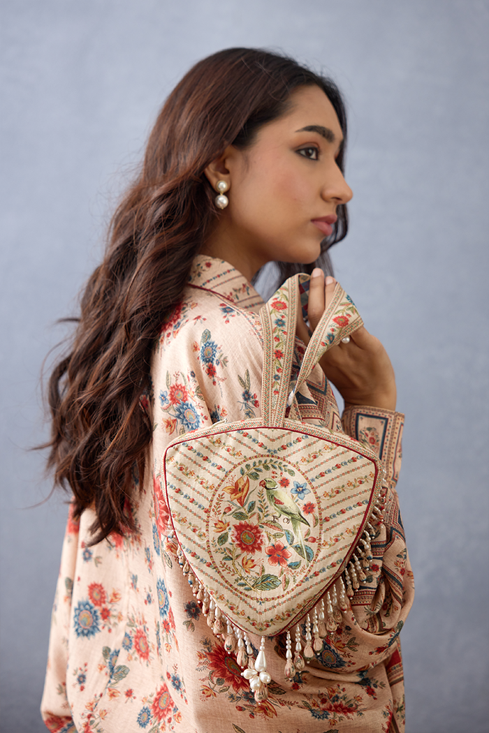 Badami Trikoniya Bag