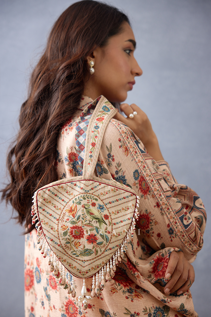Badami Trikoniya Bag