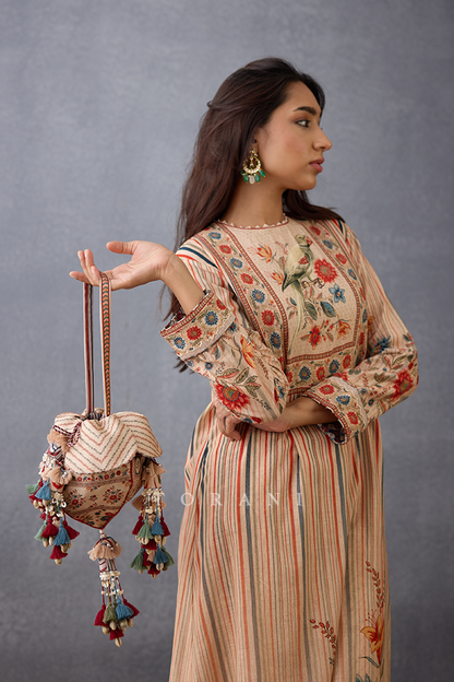 RTS - Badami Iqra Potli