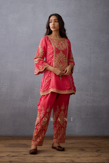 Gul-Kand Saroj Kurta Set