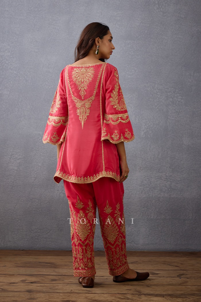 Gul-Kand Saroj Kurta Set