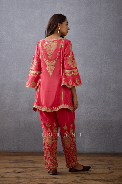 Gul-Kand Saroj Kurta Set