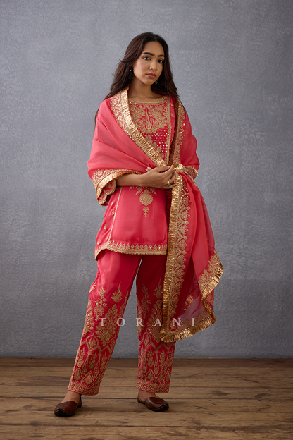 Gul-Kand Saroj Kurta Set