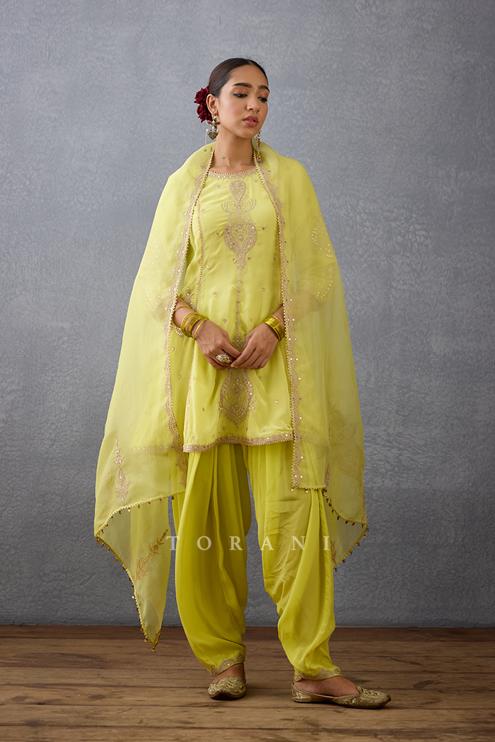 Gul-Mina Mariam Kurta Set