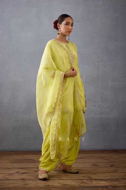 Gul-Mina Mariam Kurta Set