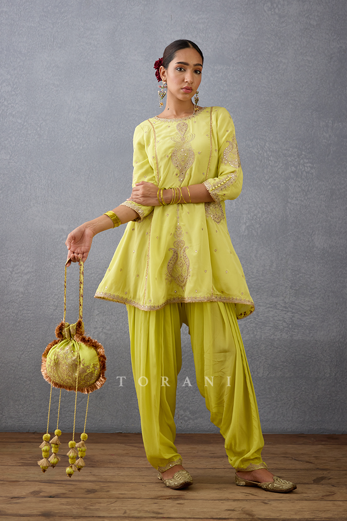 Gul-Mina Nilofer Potli