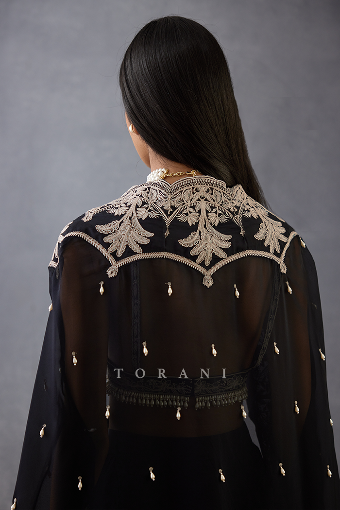 Raat Rani Zuri Cape Set