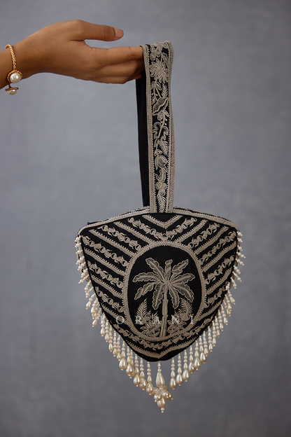 Raat Rani Trikoniya Bag