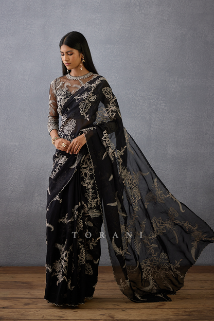 Raat Rani Pankhuri Saree