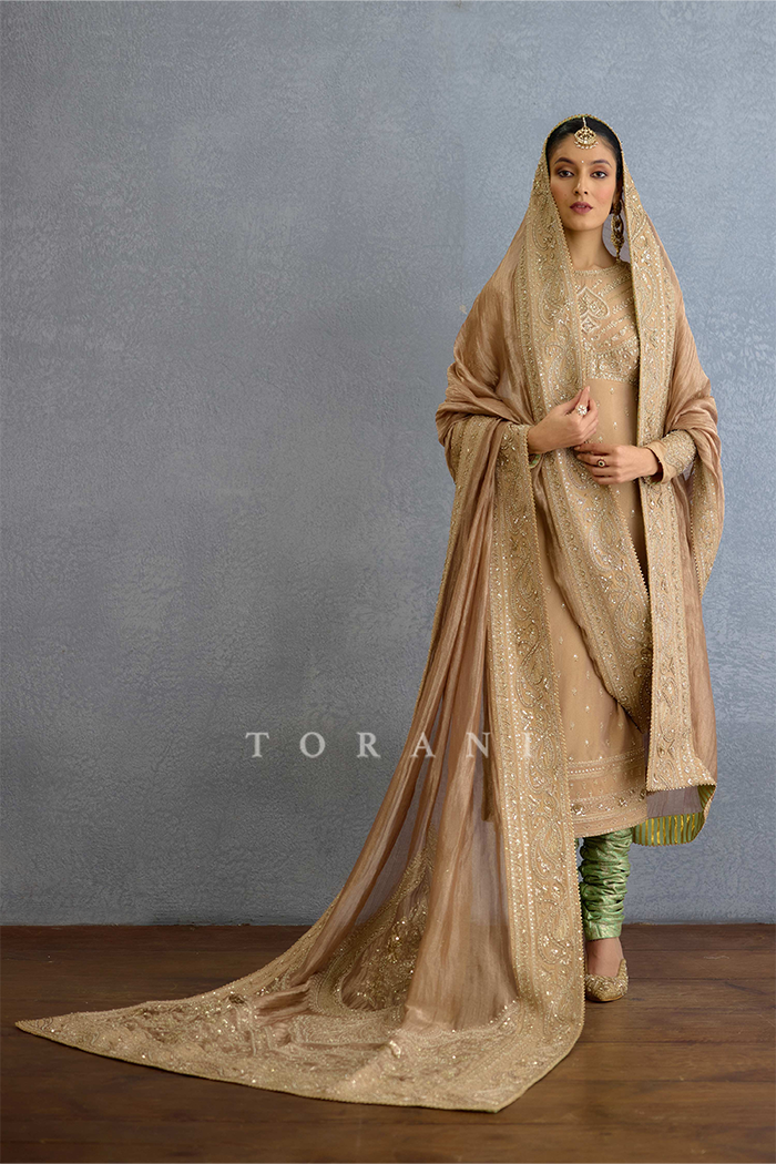 Talai Jahaanaara Khada Dupatta &amp; Kurta Set