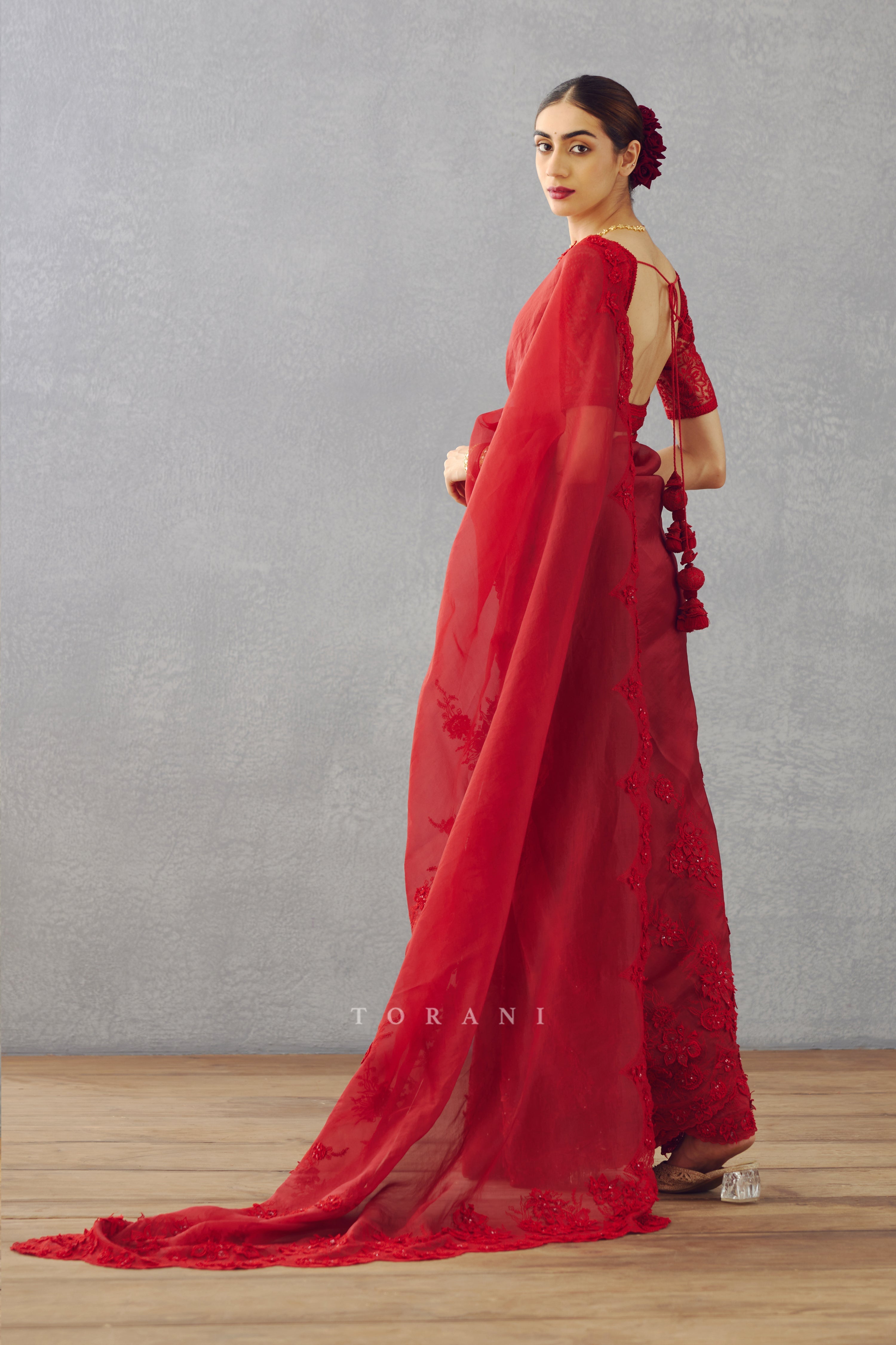 Surkh Meher Passa Blouse