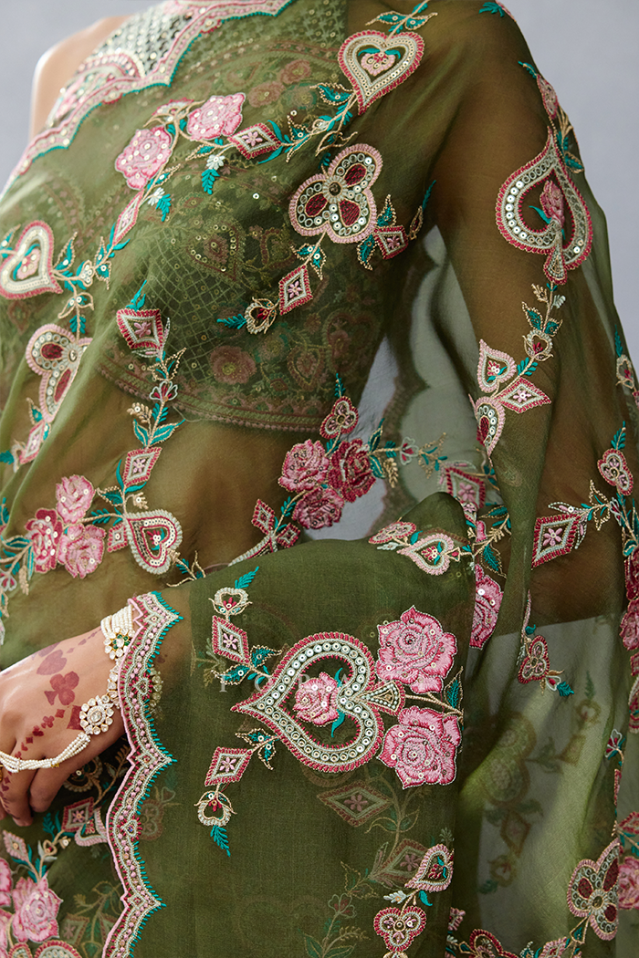 Dil Saaz Safiyya Saree