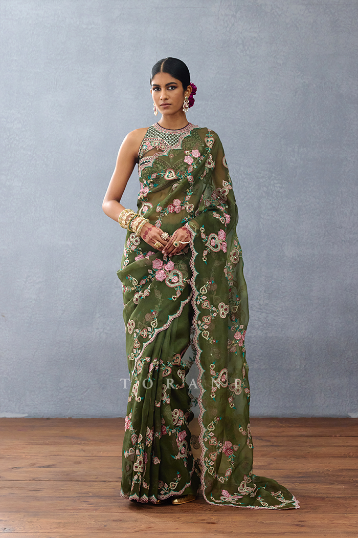 Dil Saaz Safiyya Saree