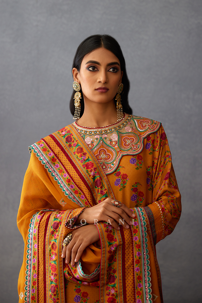 Dil Seher Sameena Odhni