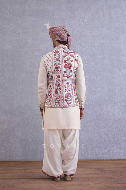 Coromandel Shaurya Bandi