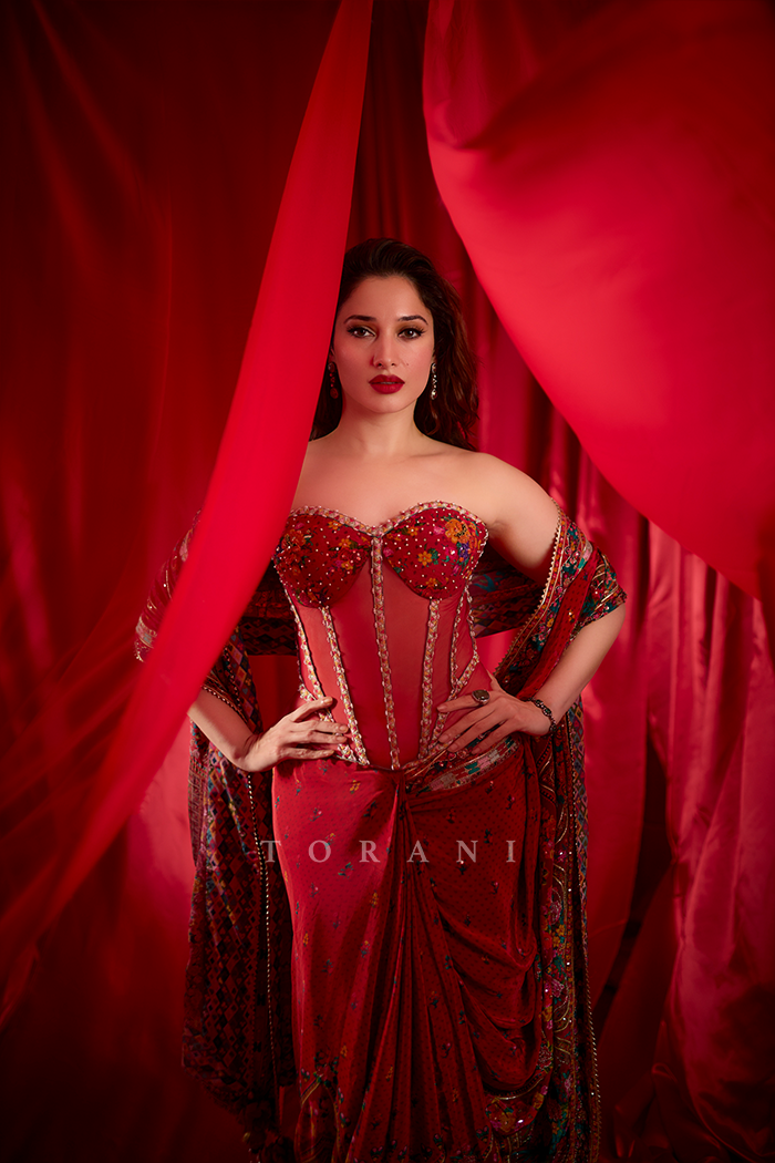 Tamannaah Bhatia In Our Dil Surkh Ami Corset Saree Set