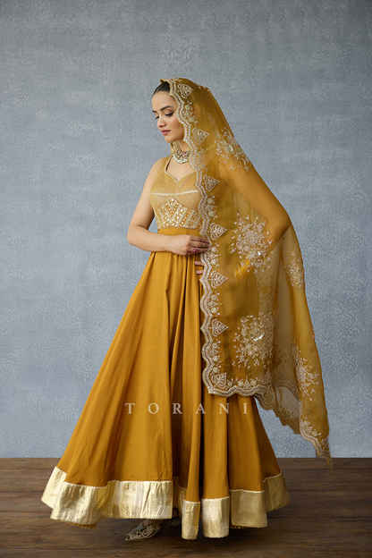 Mehre Chandrani Anarkali Set