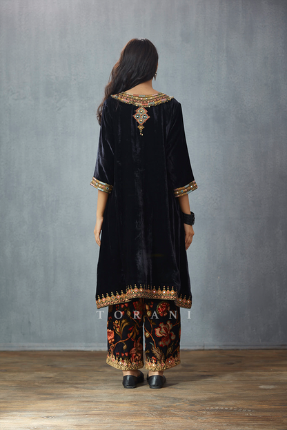 hand embroidered Silk velvet kurta with digital printed pants