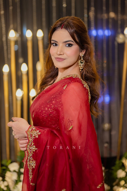 Parul Lance in our Sindoori Nayantara Lasika Saree Set