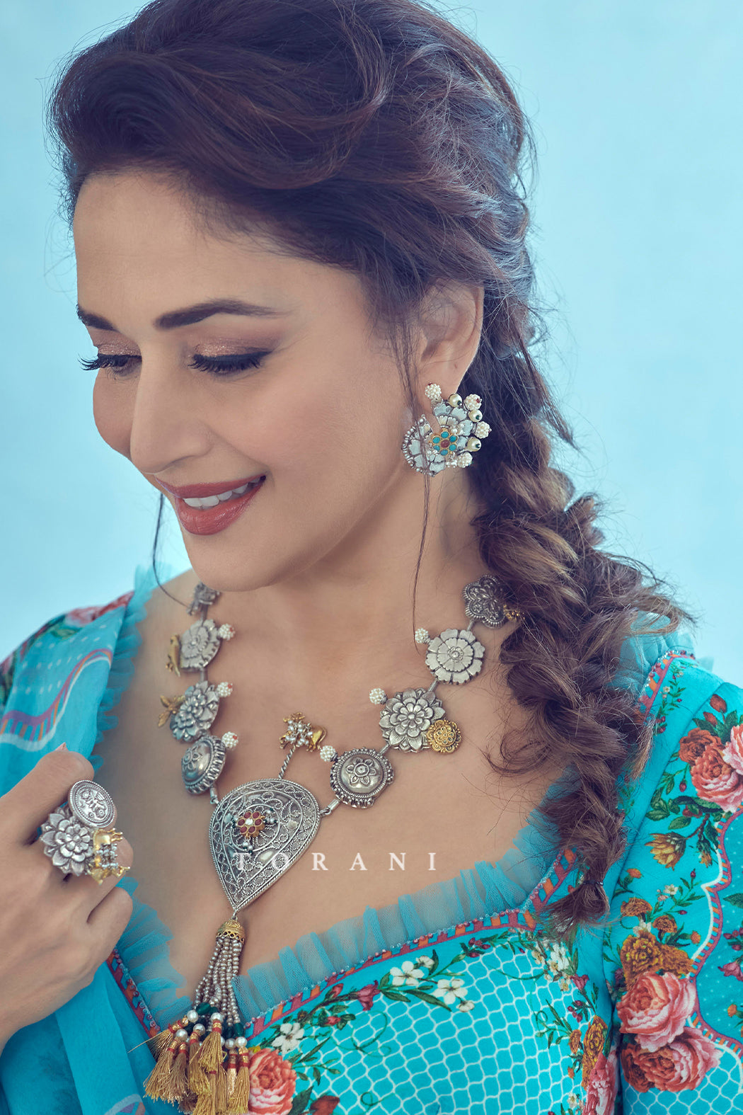 MADHURI DIXIT AT TORANI DESIGN STUDIO