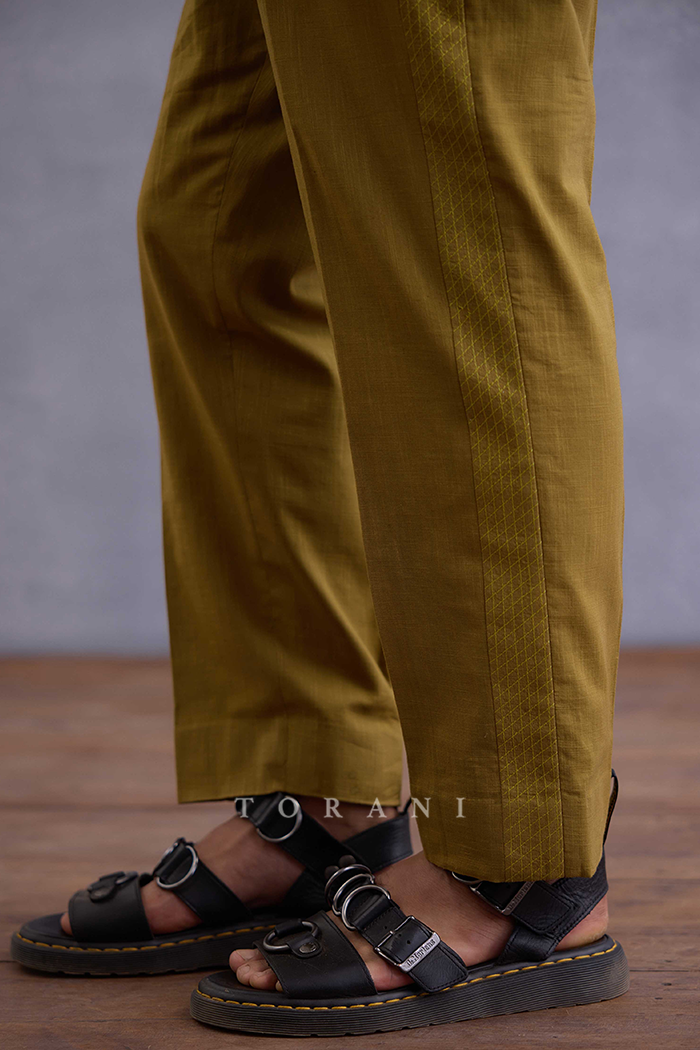 Kafoori Haseeb Kameez Set