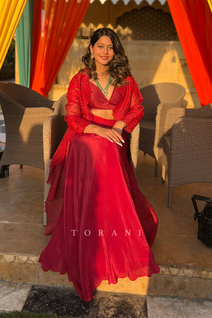 Shireen Saini In Our Surkh Daavya Cape Set