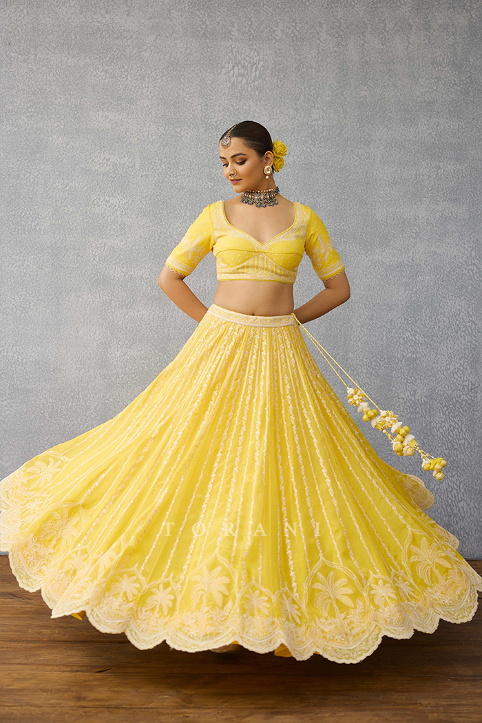 Kasmai Wrija Lehenga Set