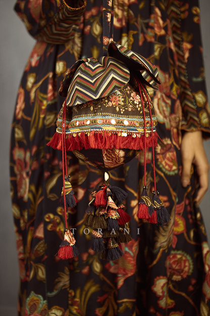 Nisha Sindhi Sheesha Potli