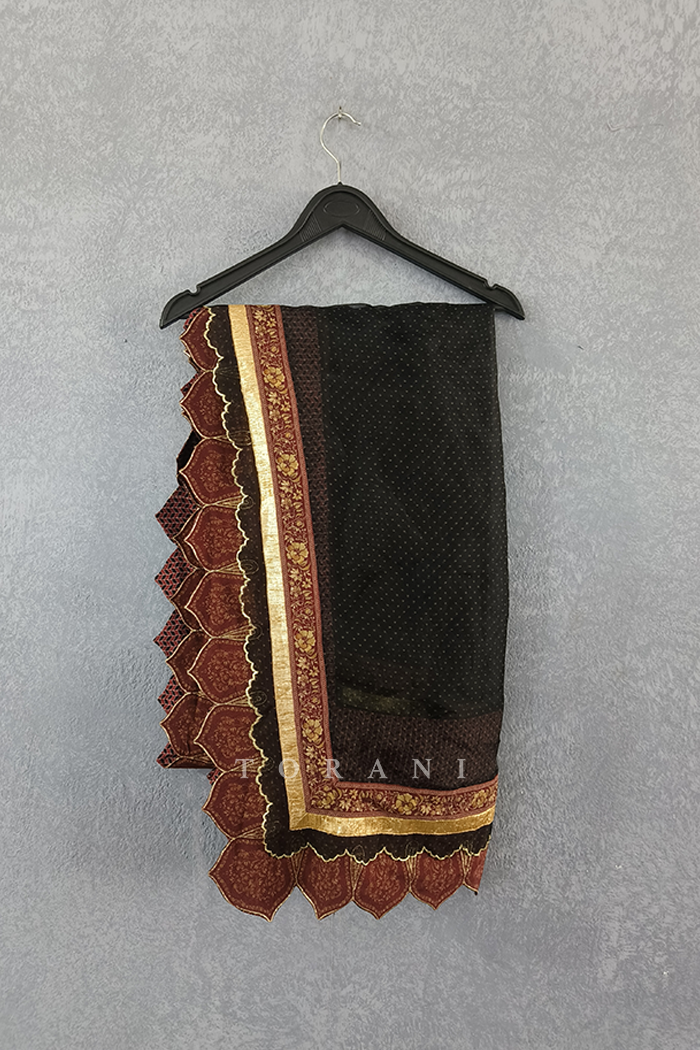 Sale- Gulghast Mahnaz Lehenga Skirt with Odhni