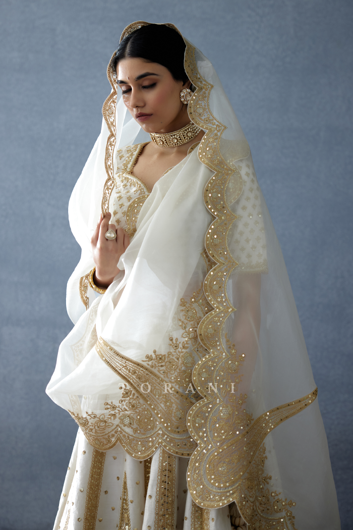 Gul-Bano Resham Odhni